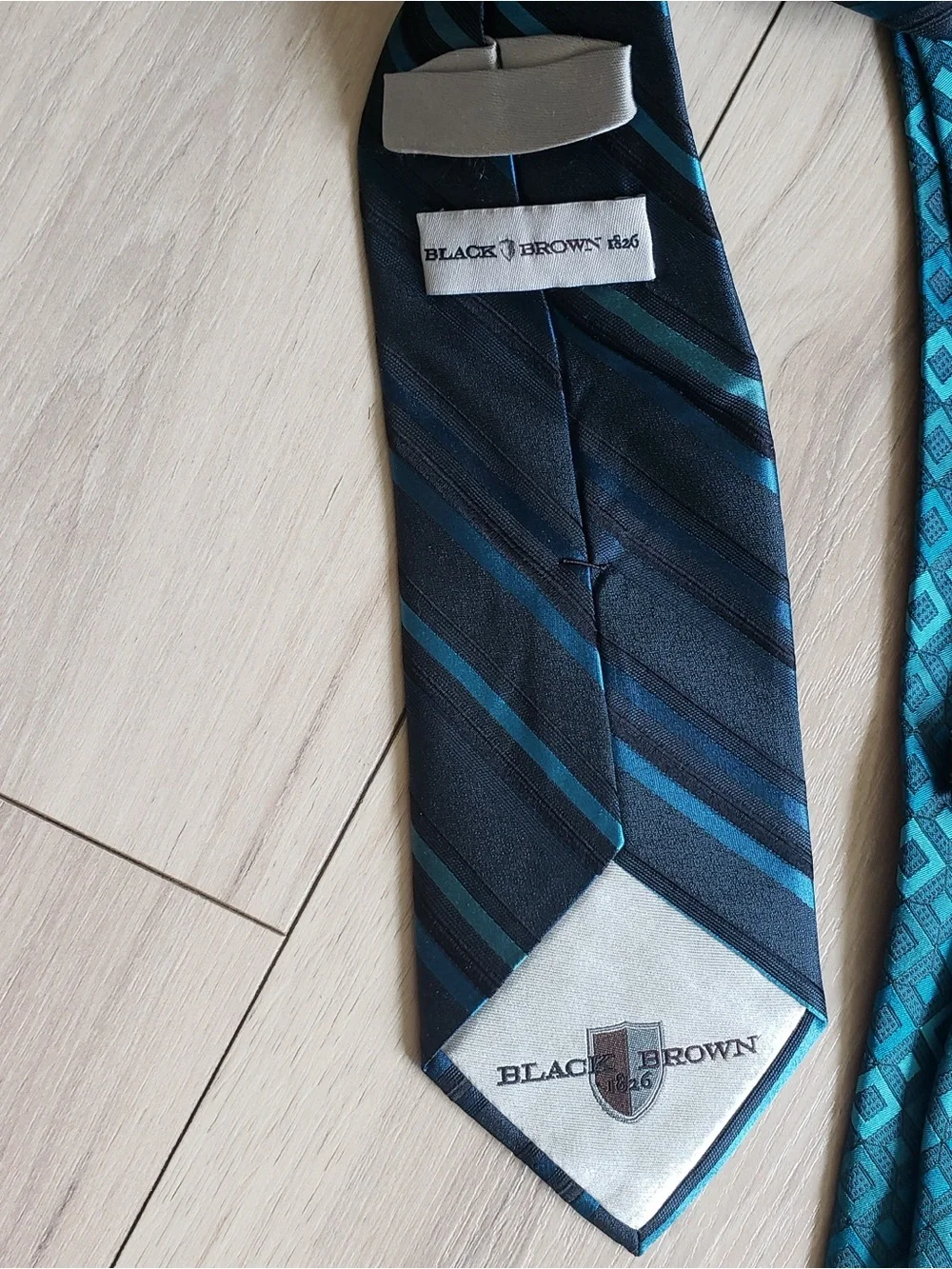 Men's Multicolor Silk Tie Set‎ - Blue, Teal & Red